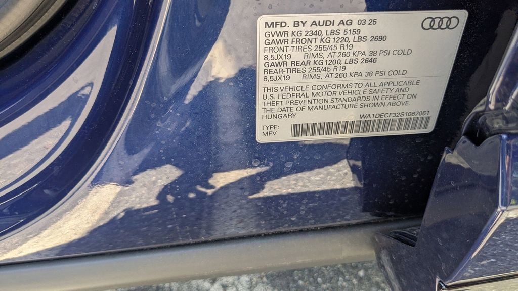 New 2025 Audi Q3 2.0T Premium image 17