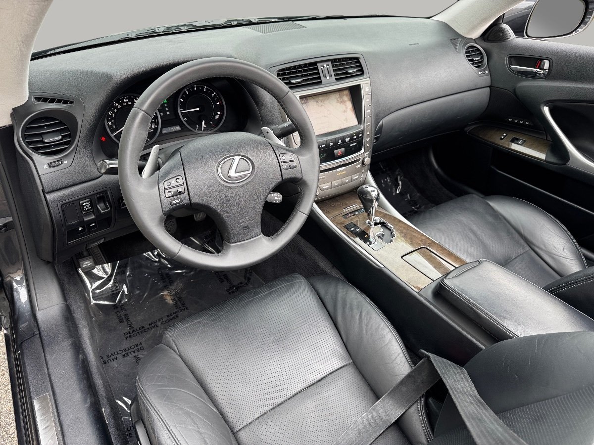 Used 2010 Lexus IS 250C RWD image 15