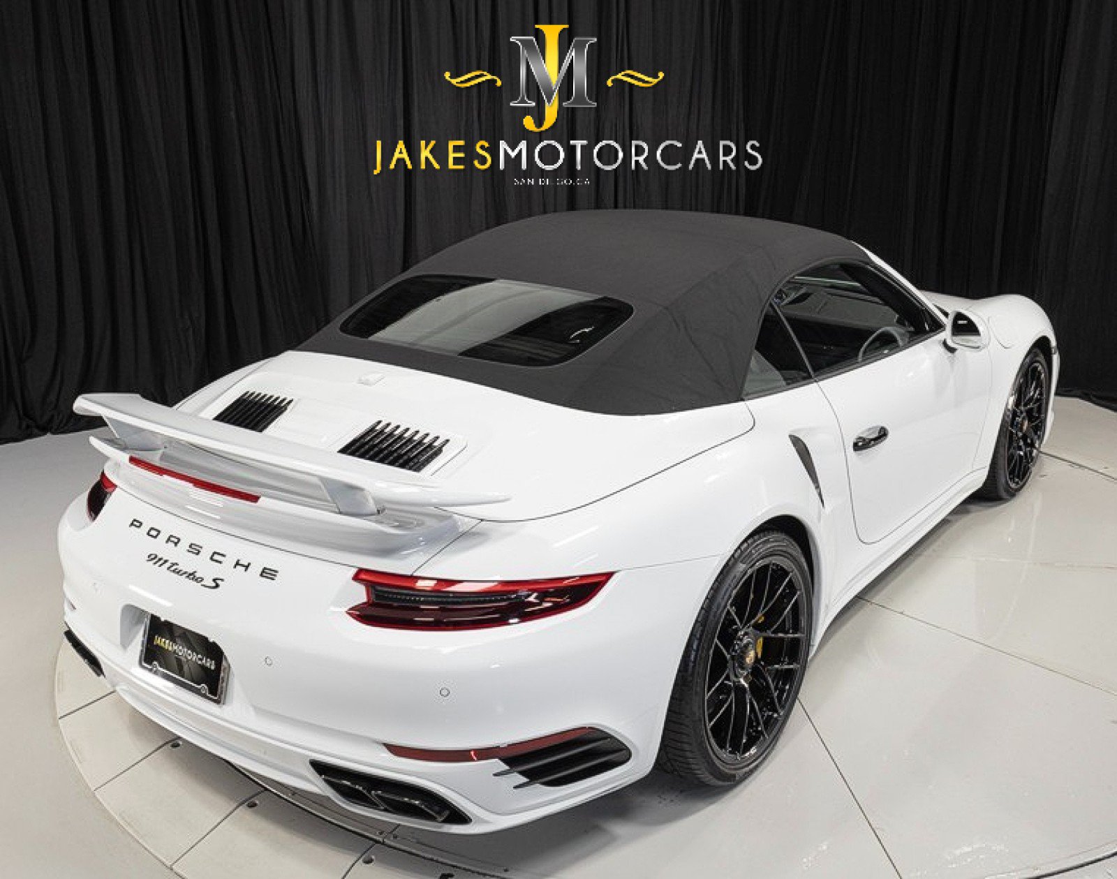 Used 2019 Porsche 911 Turbo S AWD/4WD image 11