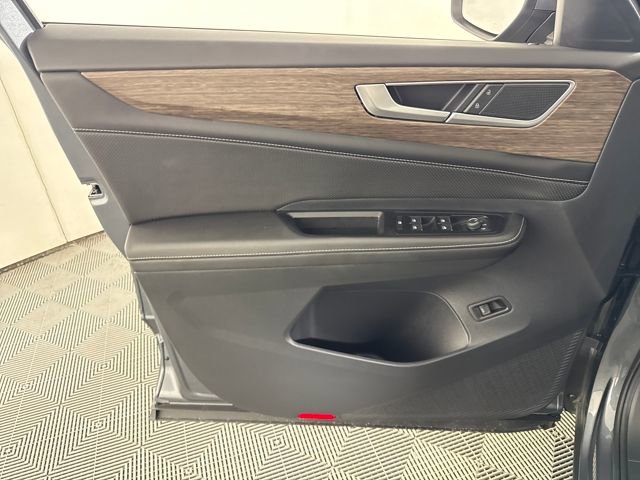 Used 2025 Volkswagen Atlas SEL image 20