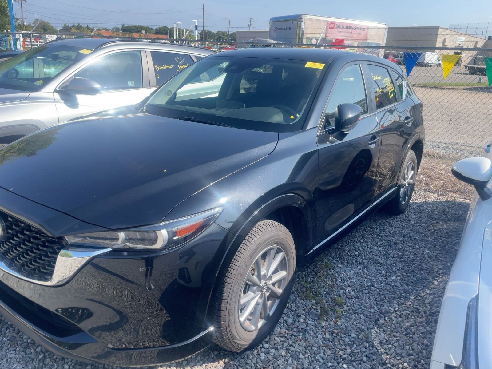 Used 2025 MAZDA CX-5 AWD 2.5 S w/ Select Package image 4