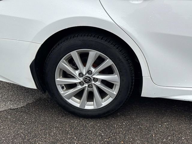 Used 2023 Toyota Camry SE FWD image 12
