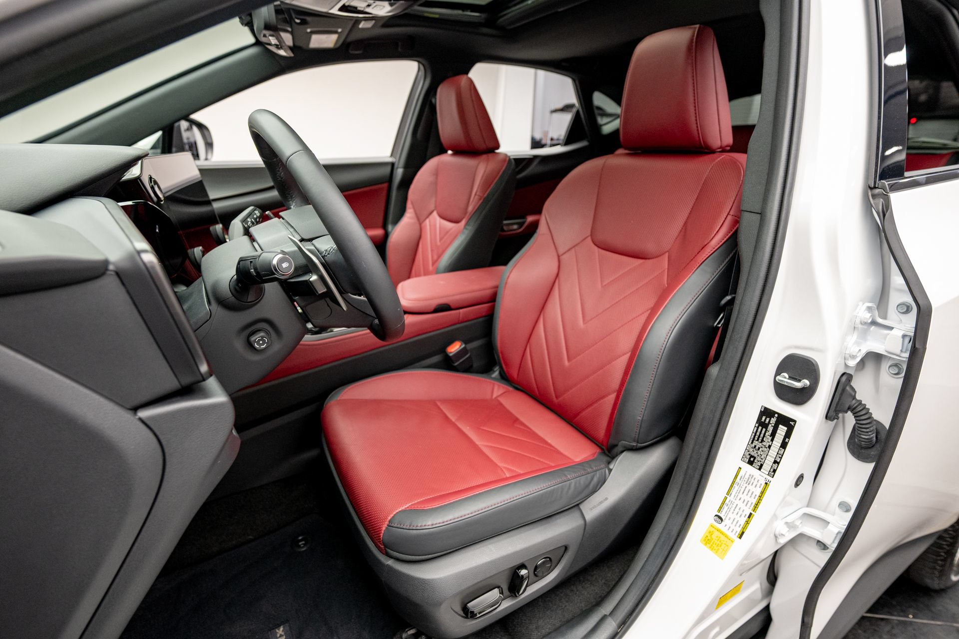 Used 2023 Lexus NX 350 AWD image 11
