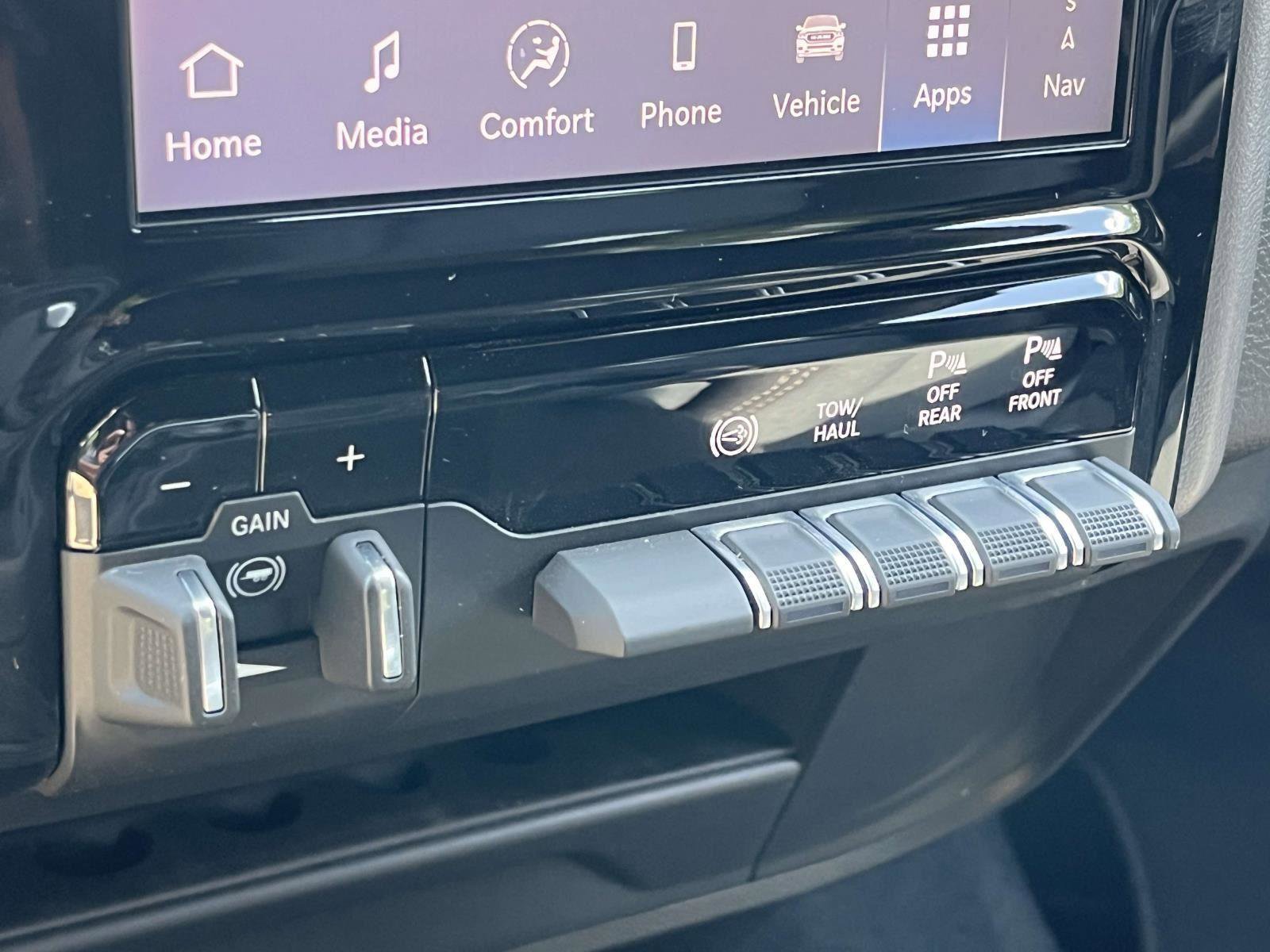 Used 2025 RAM 2500 Big Horn image 18