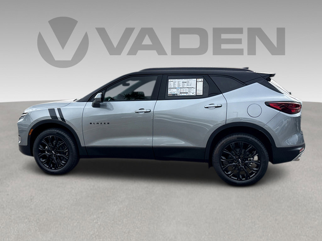 New 2026 Chevrolet Blazer LT w/ LPO, Black Sport Package FWD image 30