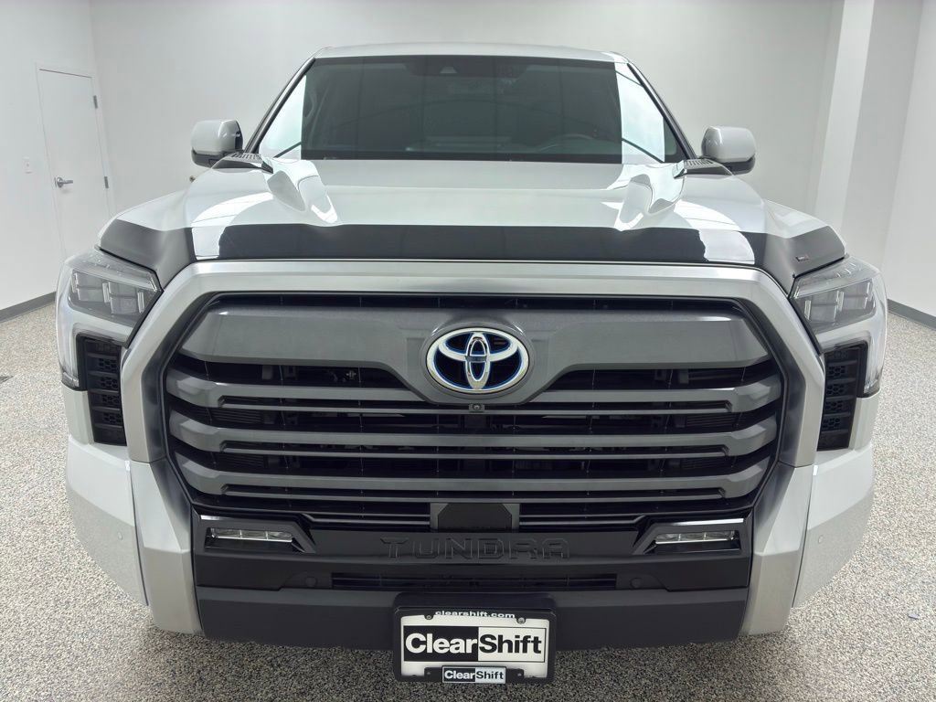 Used 2023 Toyota Tundra Limited image 3