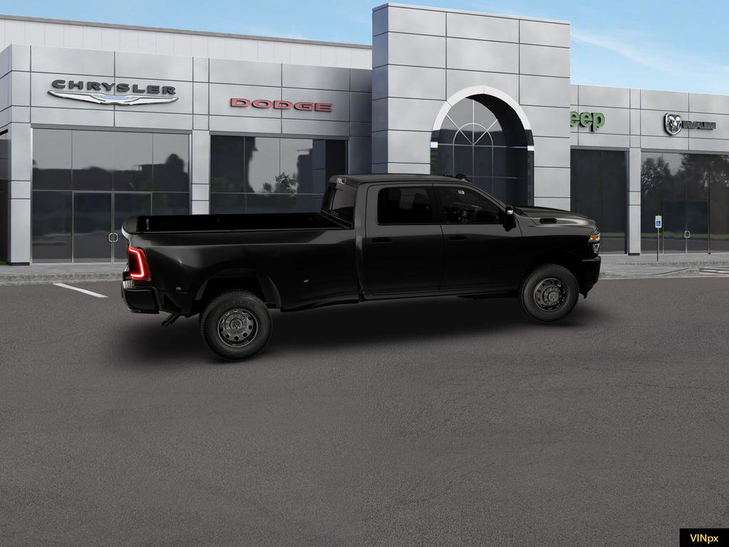 New 2026 RAM 3500 Big Horn AWD/4WD image 15