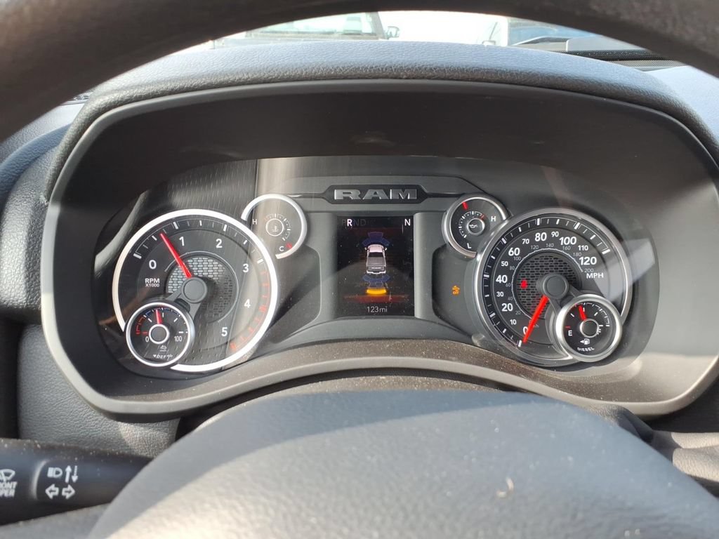 New 2026 RAM 2500 Tradesman AWD/4WD image 19