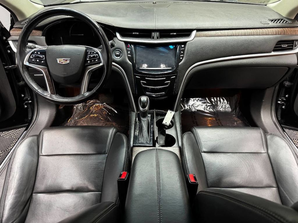 Used 2018 Cadillac XTS Luxury image 34