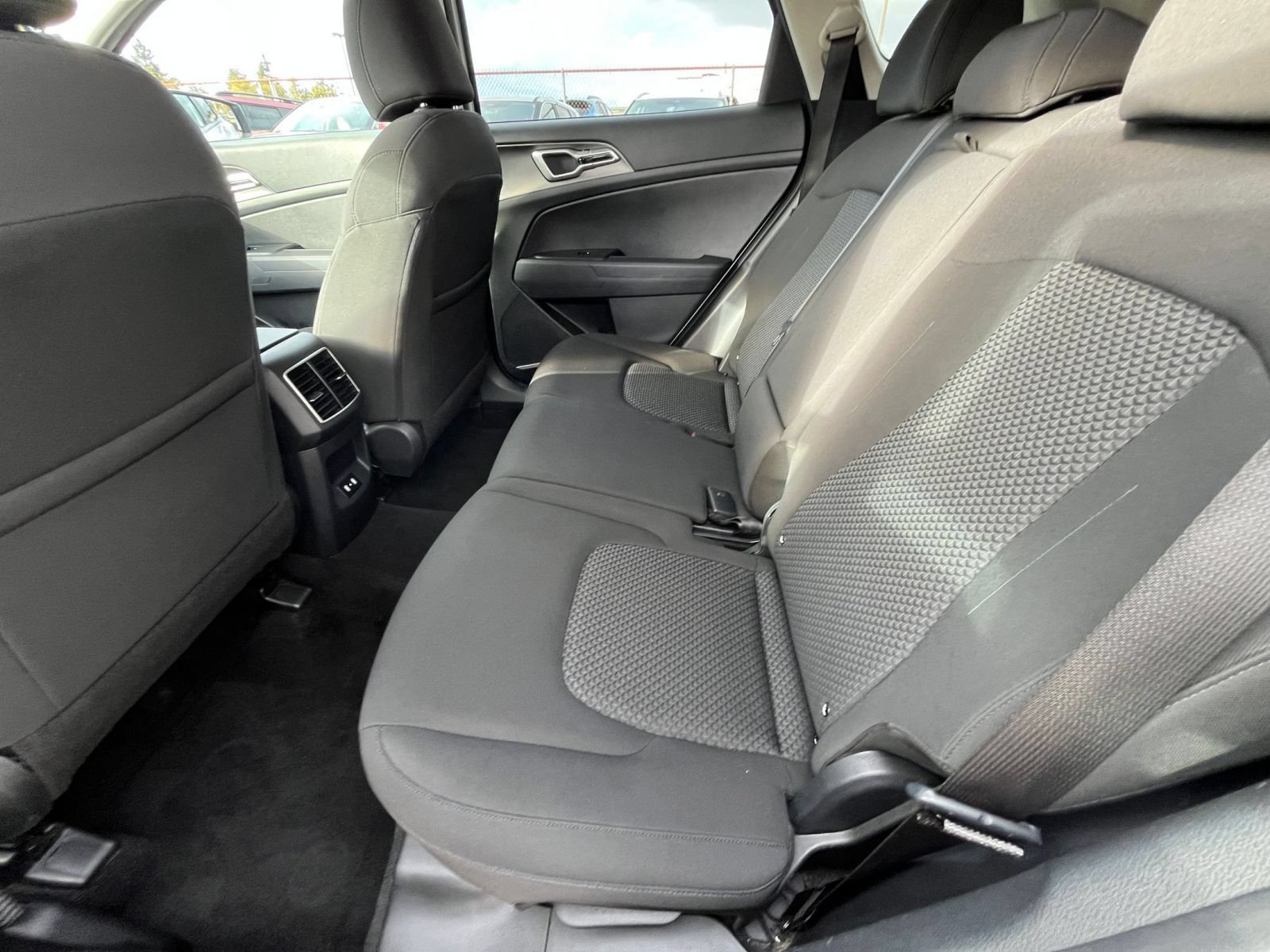 Used 2026 Kia Sportage LX FWD image 26