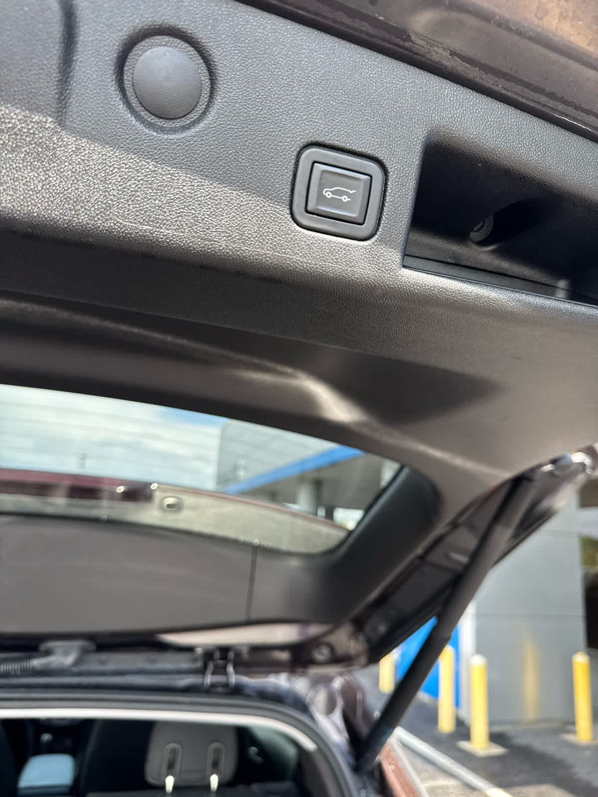 Used 2020 Chevrolet Equinox LT FWD image 8