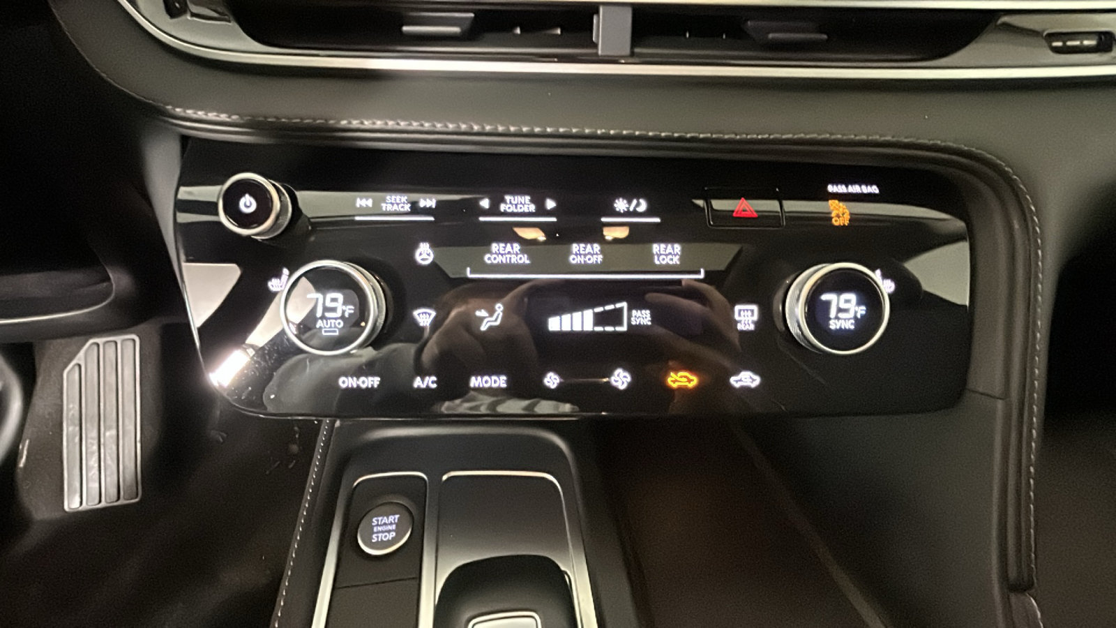 Used 2024 INFINITI QX60 Luxe AWD/4WD image 25