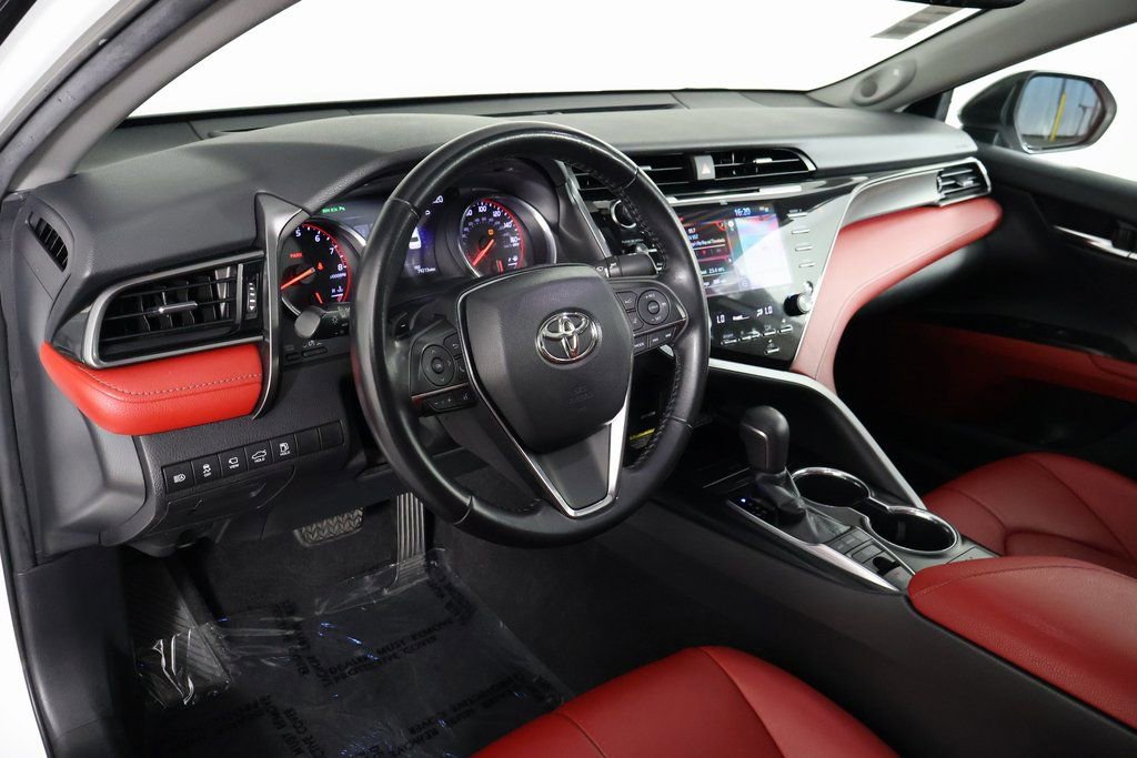 Used 2019 Toyota Camry XSE w/ Driver Assist Package image 9