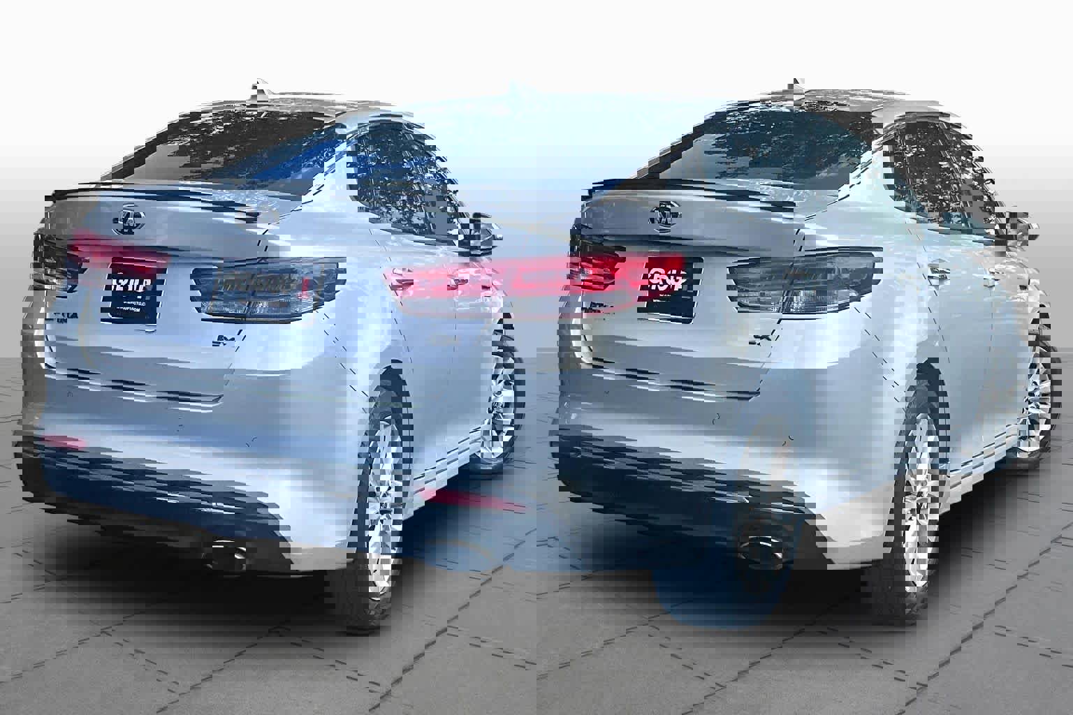 Used 2018 Kia Optima EX FWD image 13