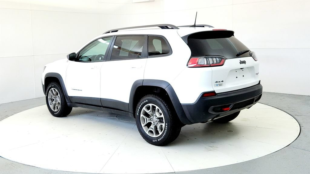 Used 2021 Jeep Cherokee Trailhawk w/ Sun, Sound & Nav Group AWD/4WD image 4