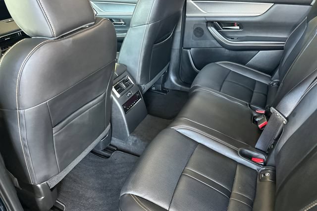 Used 2026 MAZDA CX-90 3.3 Turbo w/ Preferred Package AWD/4WD image 11