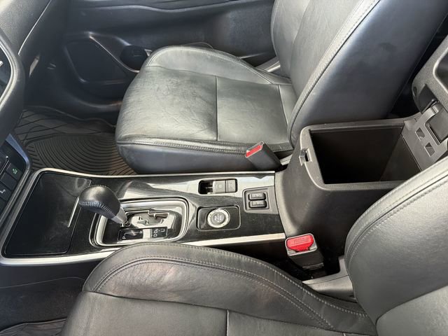 Used 2020 Mitsubishi Outlander SEL image 24