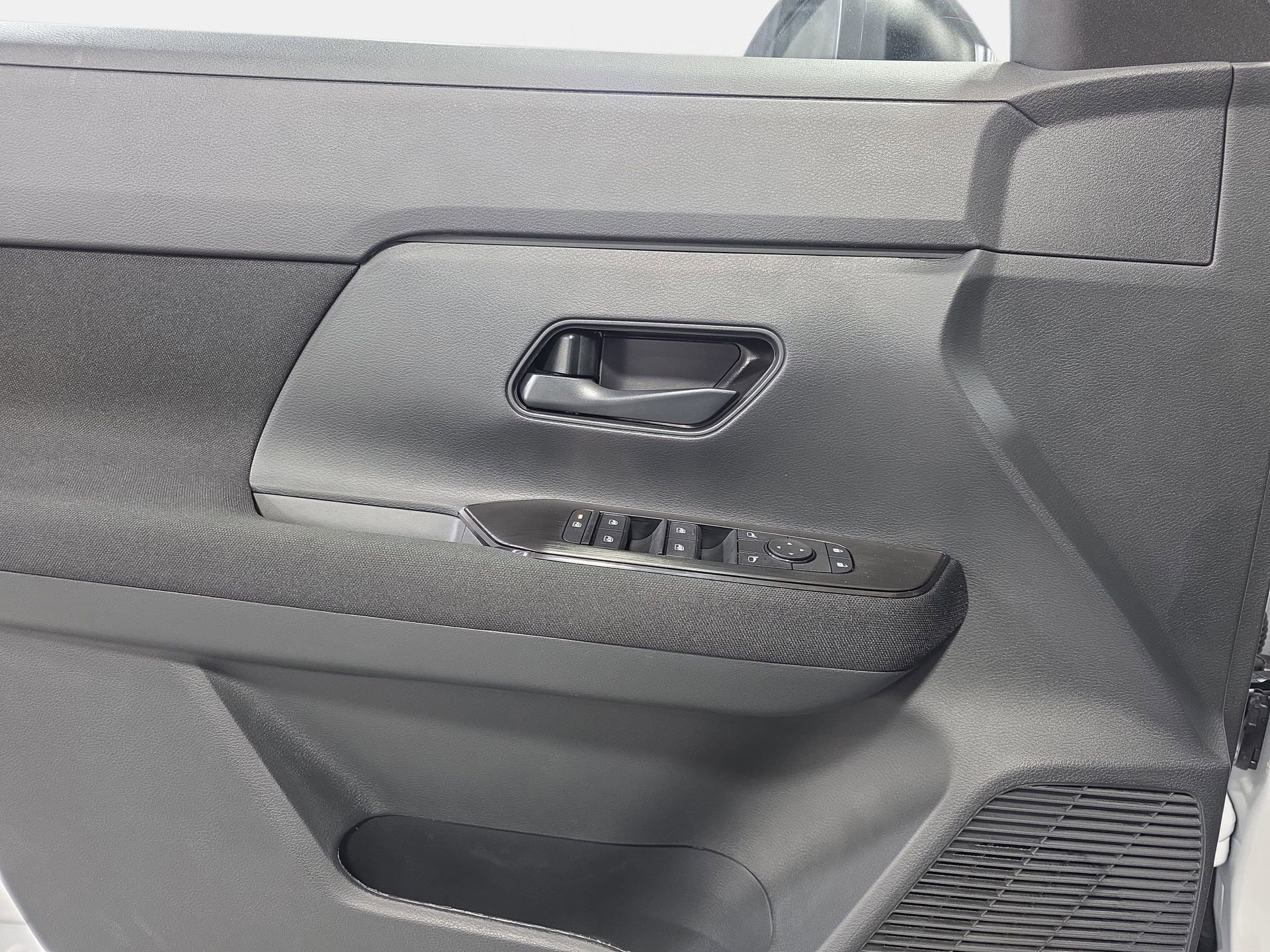 New 2026 Nissan Kicks S w/ Charging Package image 26