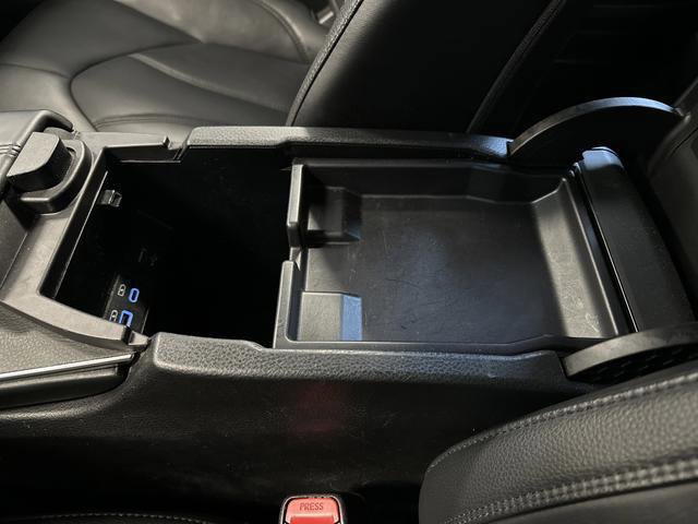 Used 2022 Toyota Avalon XLE image 18