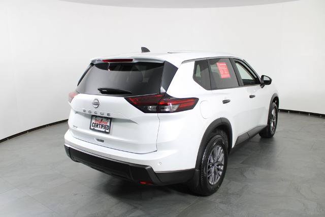 Certified 2025 Nissan Rogue S FWD image 4