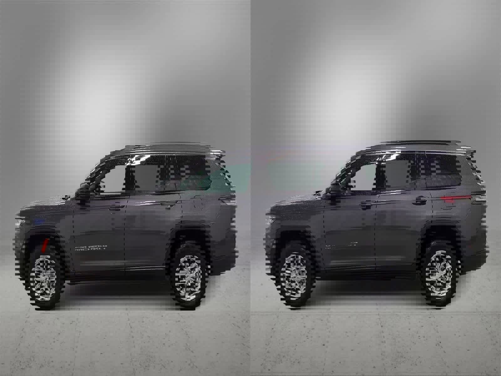 Certified 2024 Jeep Grand Cherokee L Laredo image 5