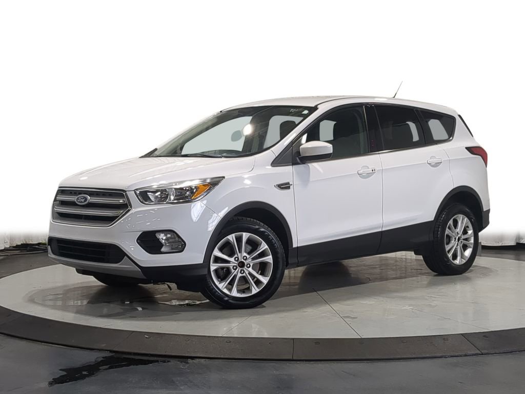 Used 2019 Ford Escape SE AWD/4WD image 1