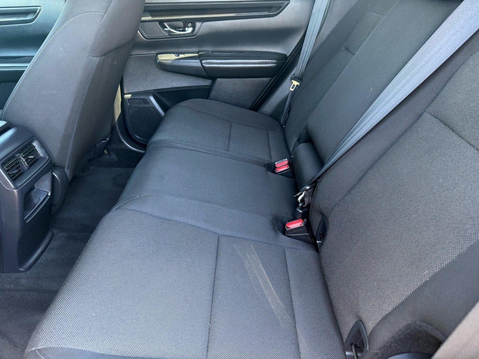 Used 2025 Honda CR-V LX image 28