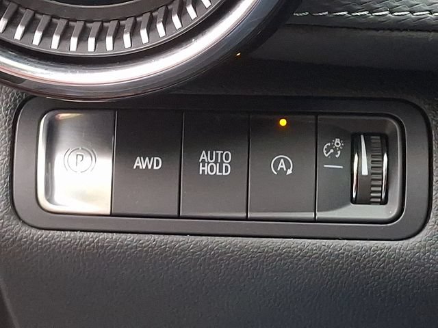 Used 2025 Chevrolet Equinox LT AWD/4WD image 23