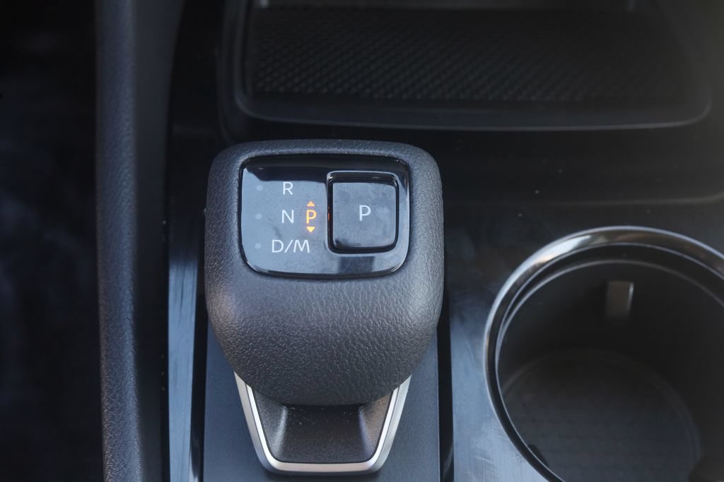 Used 2023 Nissan Rogue SV AWD/4WD image 7