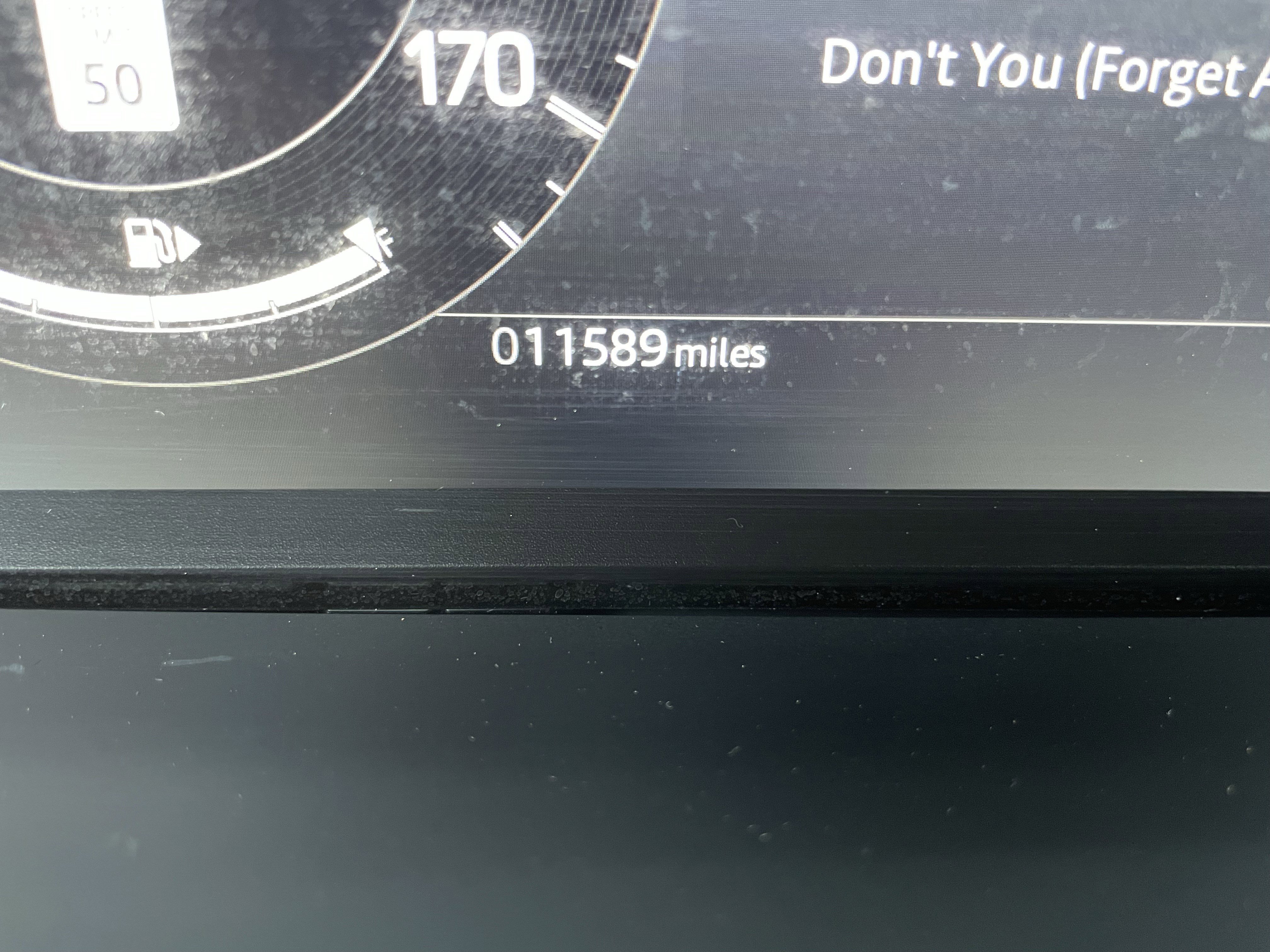 Certified 2025 Land Rover Discovery Sport S AWD/4WD image 25