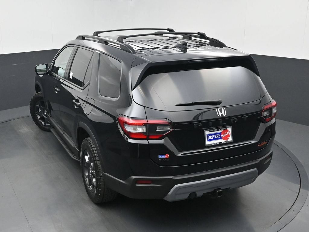 Used 2024 Honda Pilot TrailSport image 34