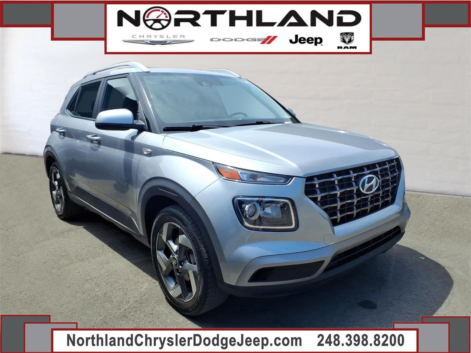 Used 2025 Hyundai Venue SEL