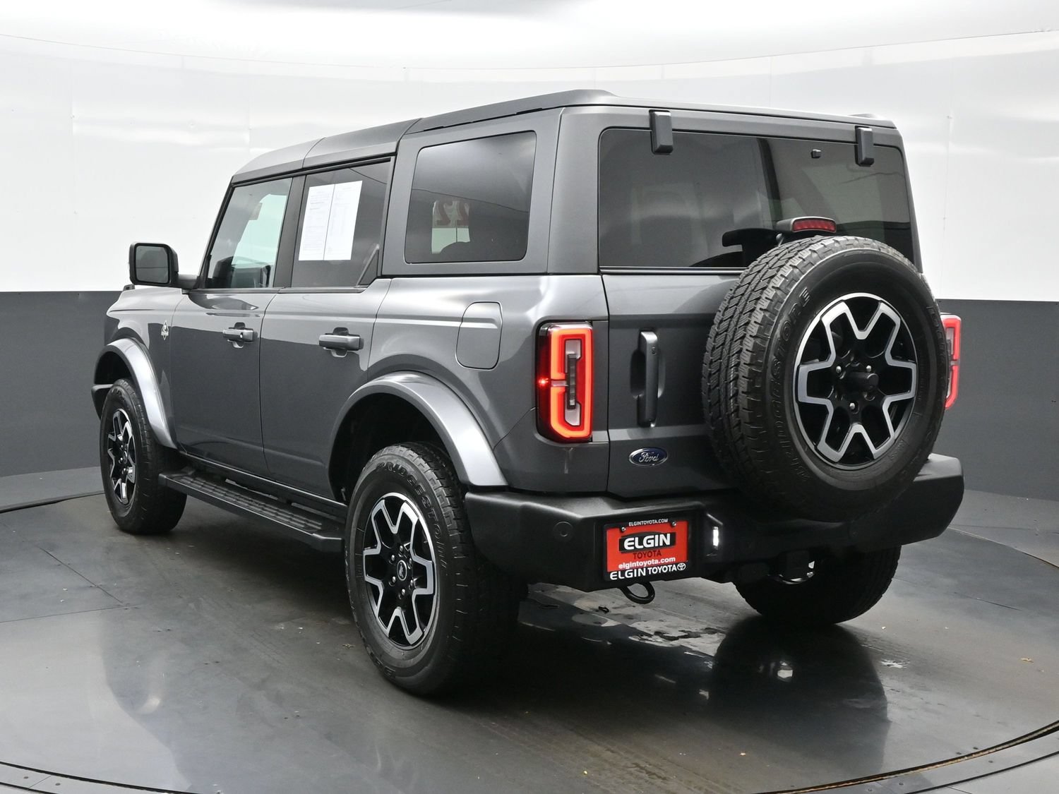 Used 2022 Ford Bronco Outer Banks AWD/4WD image 4