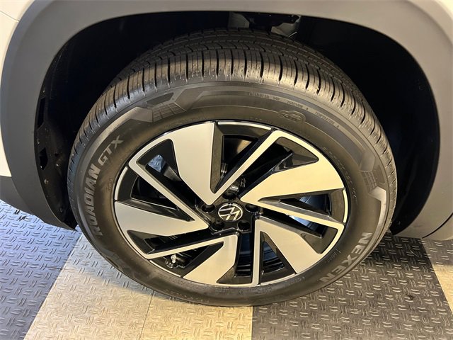 New 2026 Volkswagen Atlas SE image 9