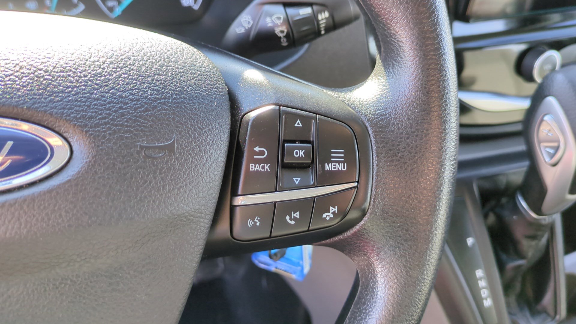 Used 2023 Ford Transit 350 XLT image 17