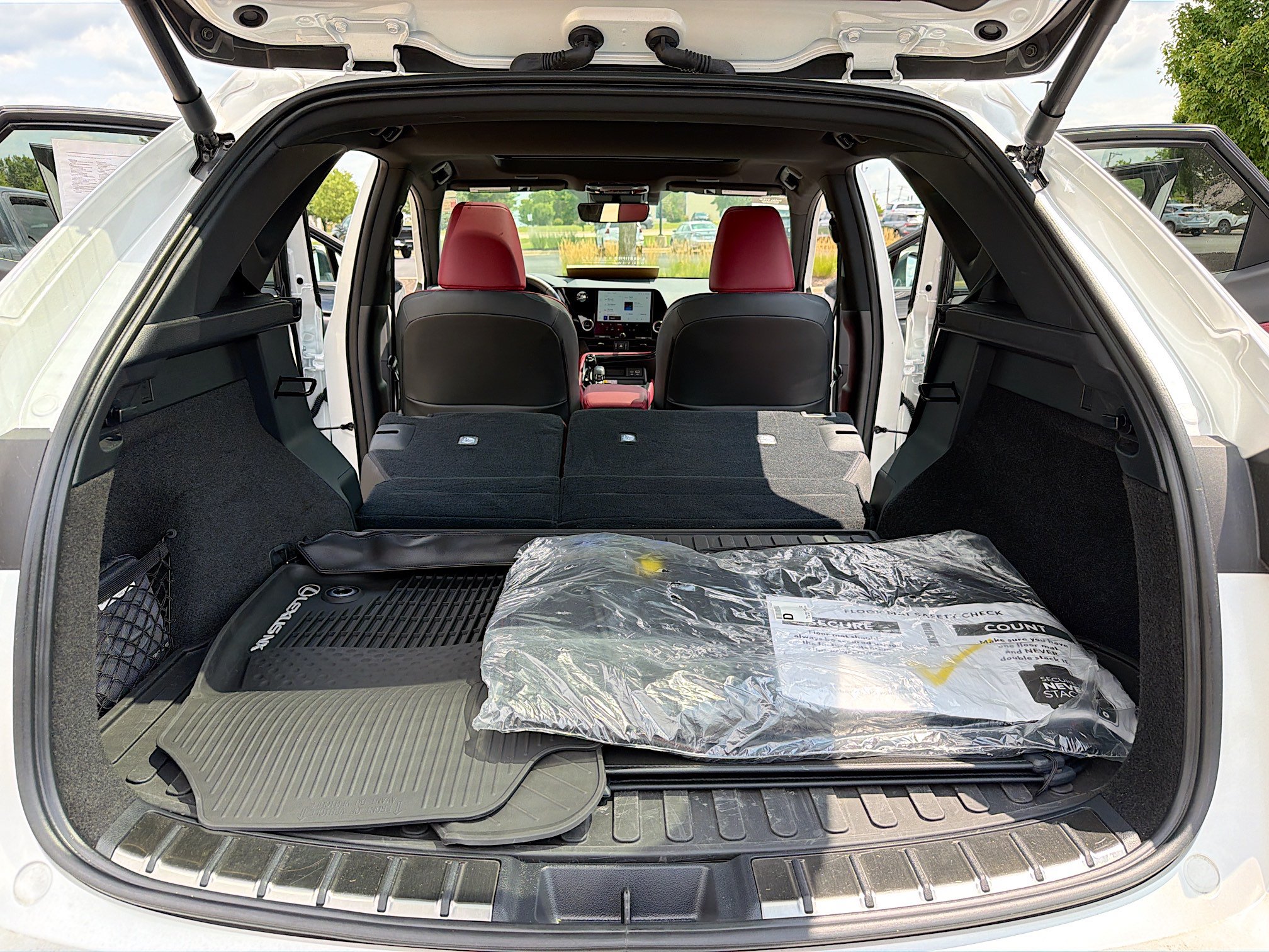 Certified 2025 Lexus NX 350 AWD w/ Accessory Package (2T) image 7