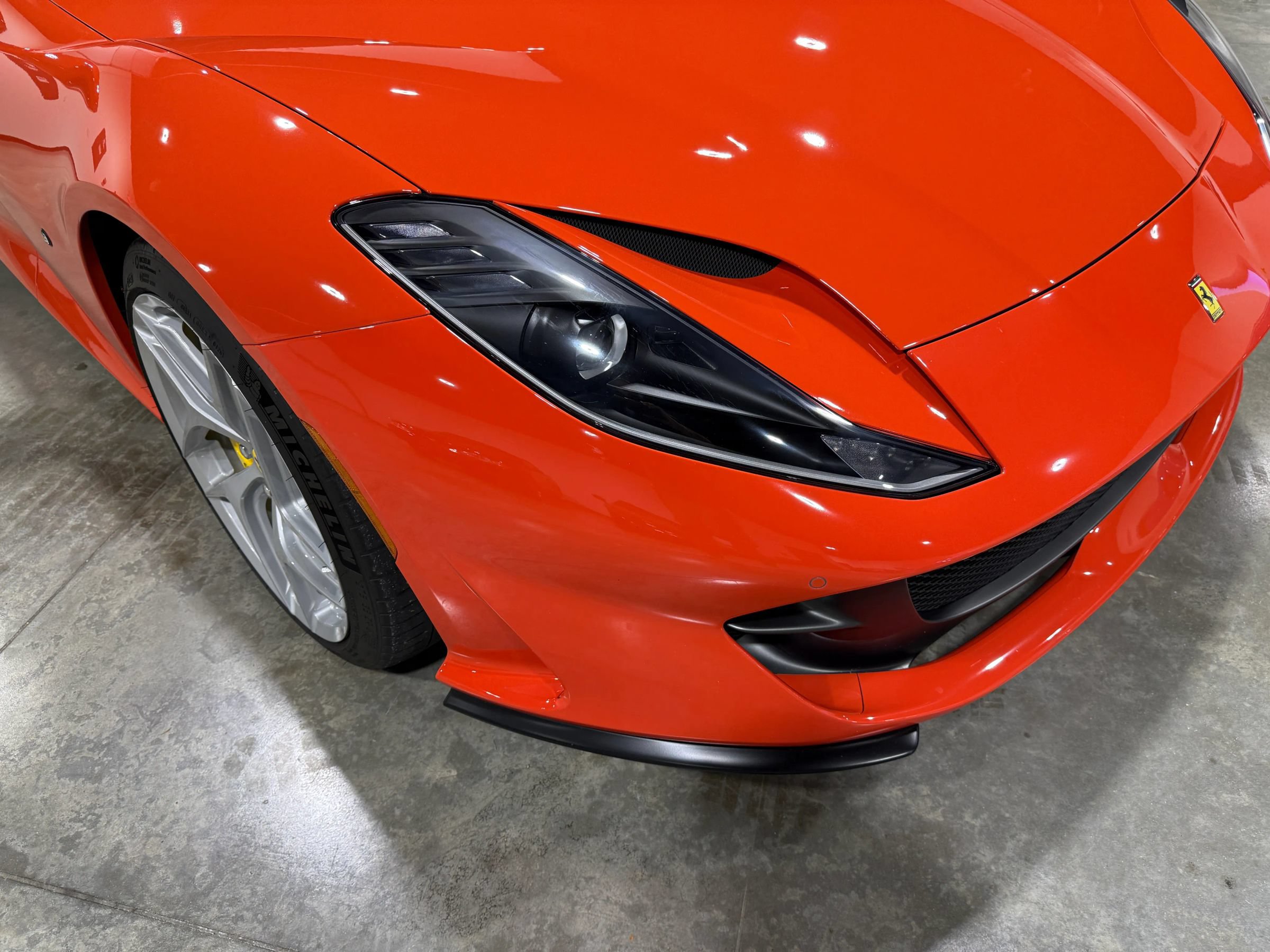 Used 2020 Ferrari 812 Superfast RWD image 23