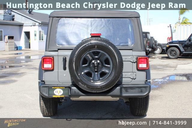 Used 2023 Jeep Wrangler Sport image 4