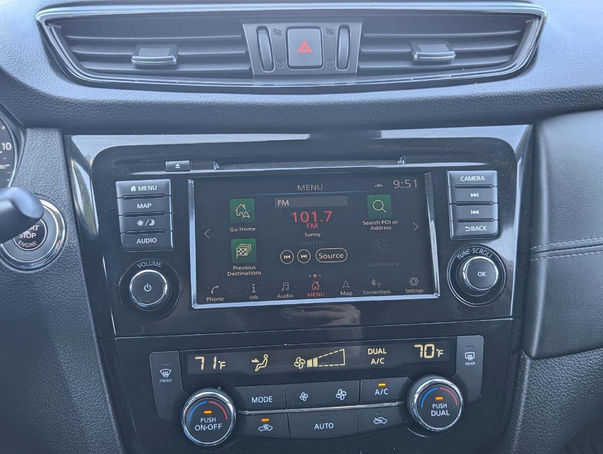 Used 2020 Nissan Rogue SL FWD image 27