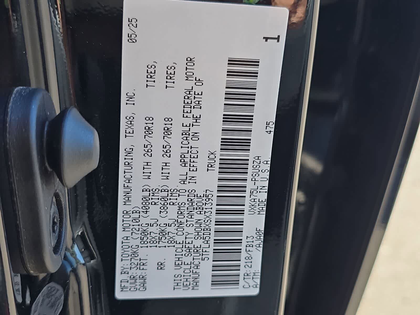 Used 2025 Toyota Tundra SR5 w/ SR5 Convenience Package AWD/4WD image 35