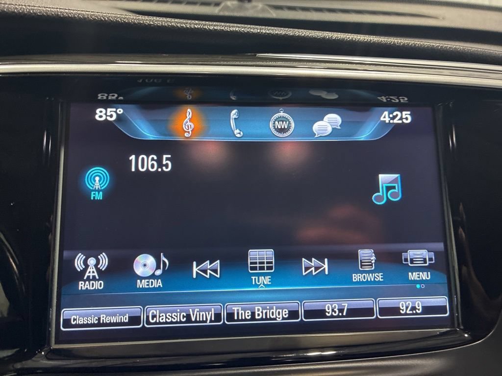 Used 2017 Buick Envision Essence AWD/4WD image 29