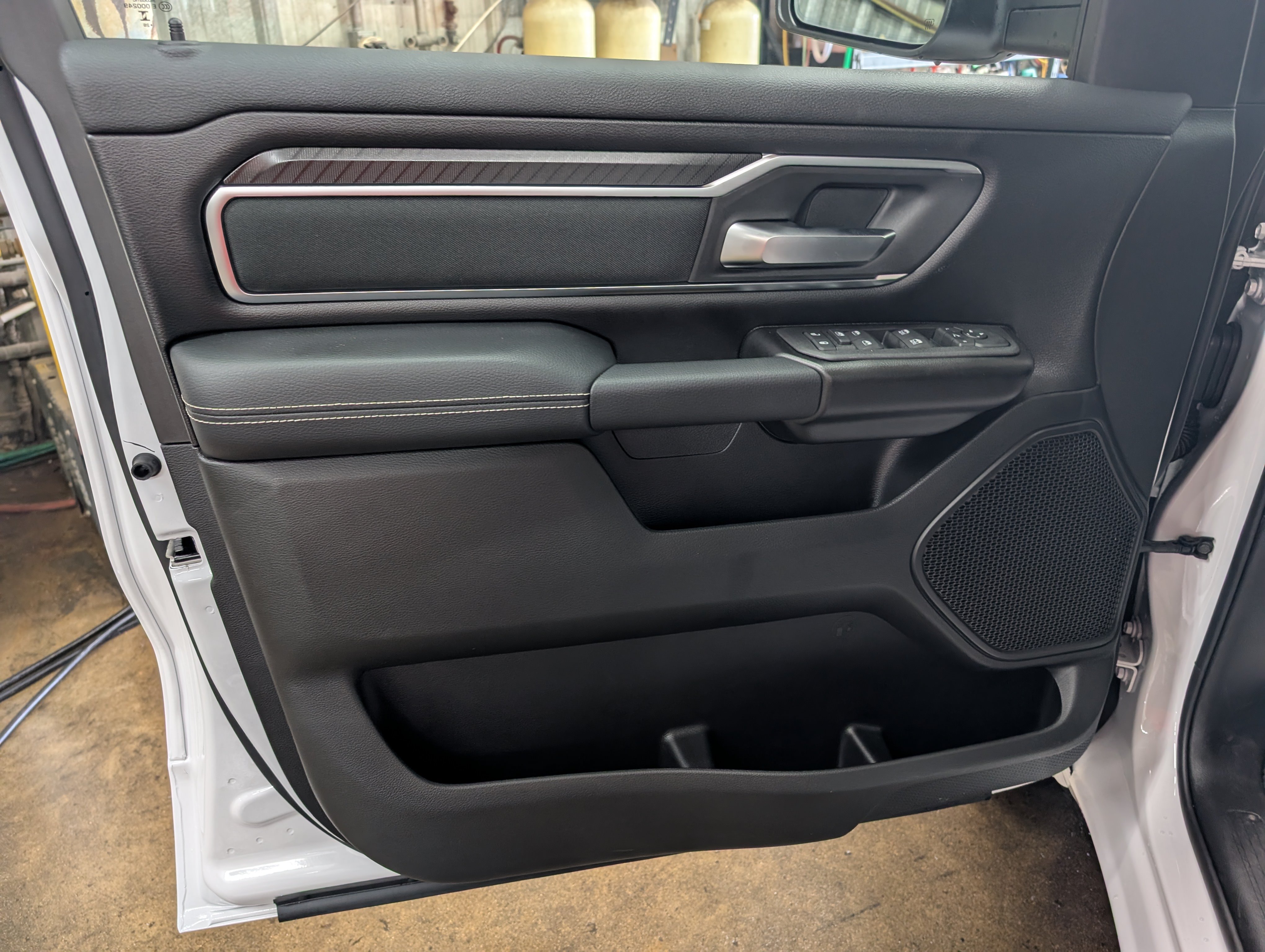New 2026 RAM 1500 Big Horn AWD/4WD image 10