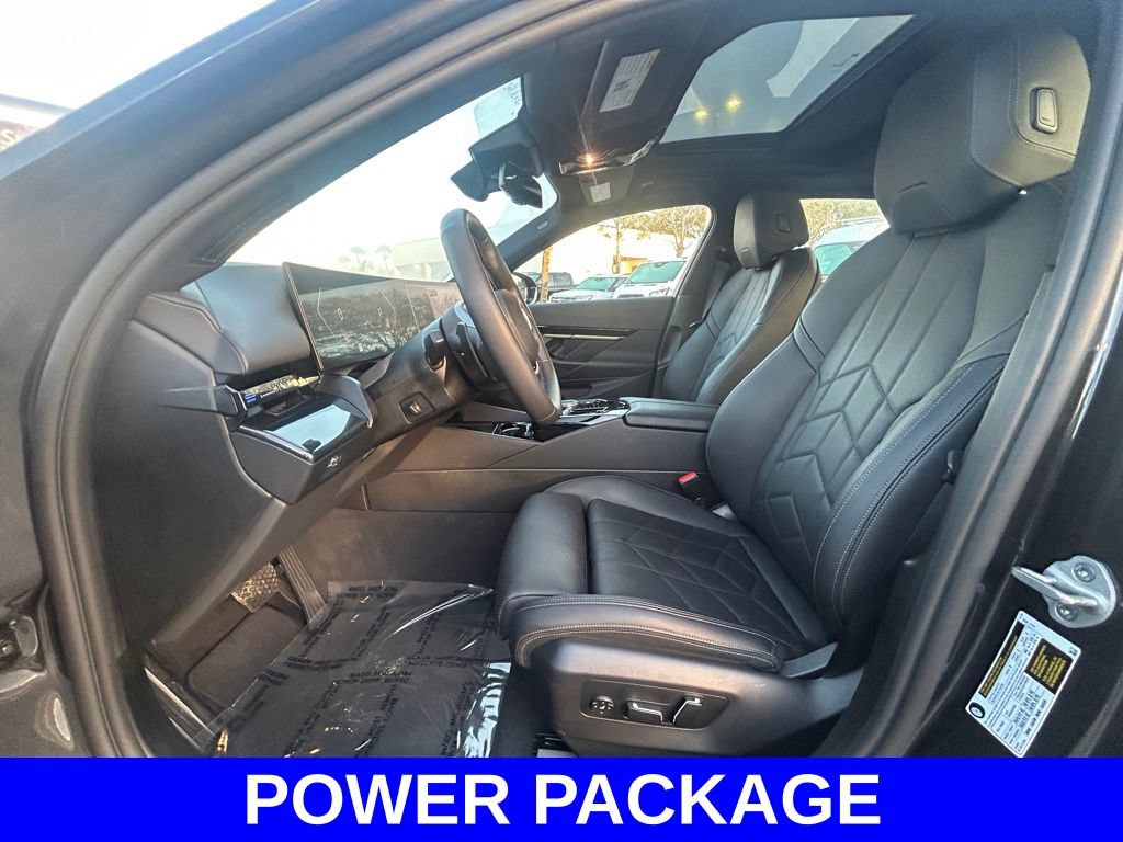 Used 2026 BMW 530i RWD image 11