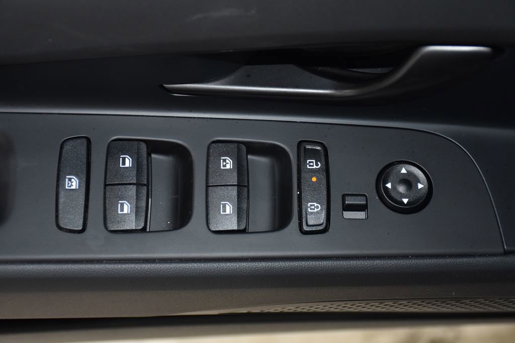 New 2026 Hyundai Elantra Sport image 23