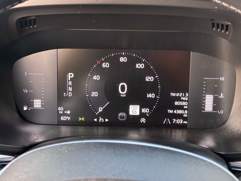 Used 2019 Volvo XC60 T6 Momentum w/ Premium Package image 30