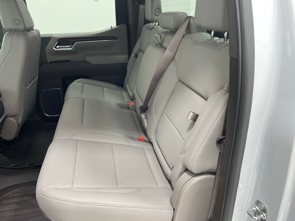 New 2026 GMC Sierra 1500 SLT w/ SLT Premium Package AWD/4WD image 14