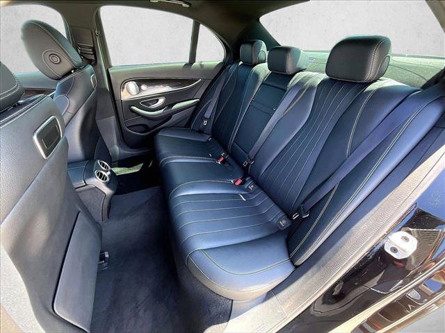 Used 2019 Mercedes-Benz E 300 image 27
