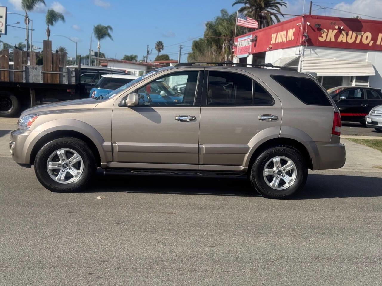 Used 2005 Kia Sorento LX image 5