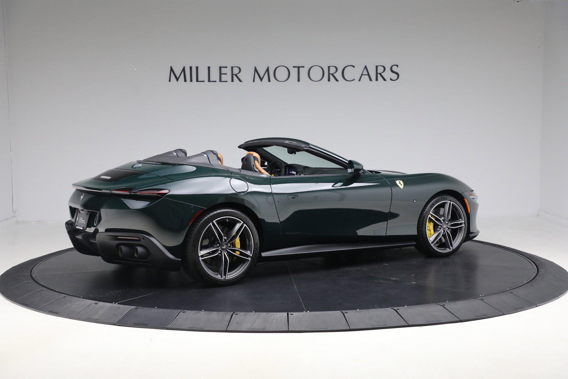 Certified 2025 Ferrari Roma Spider image 9