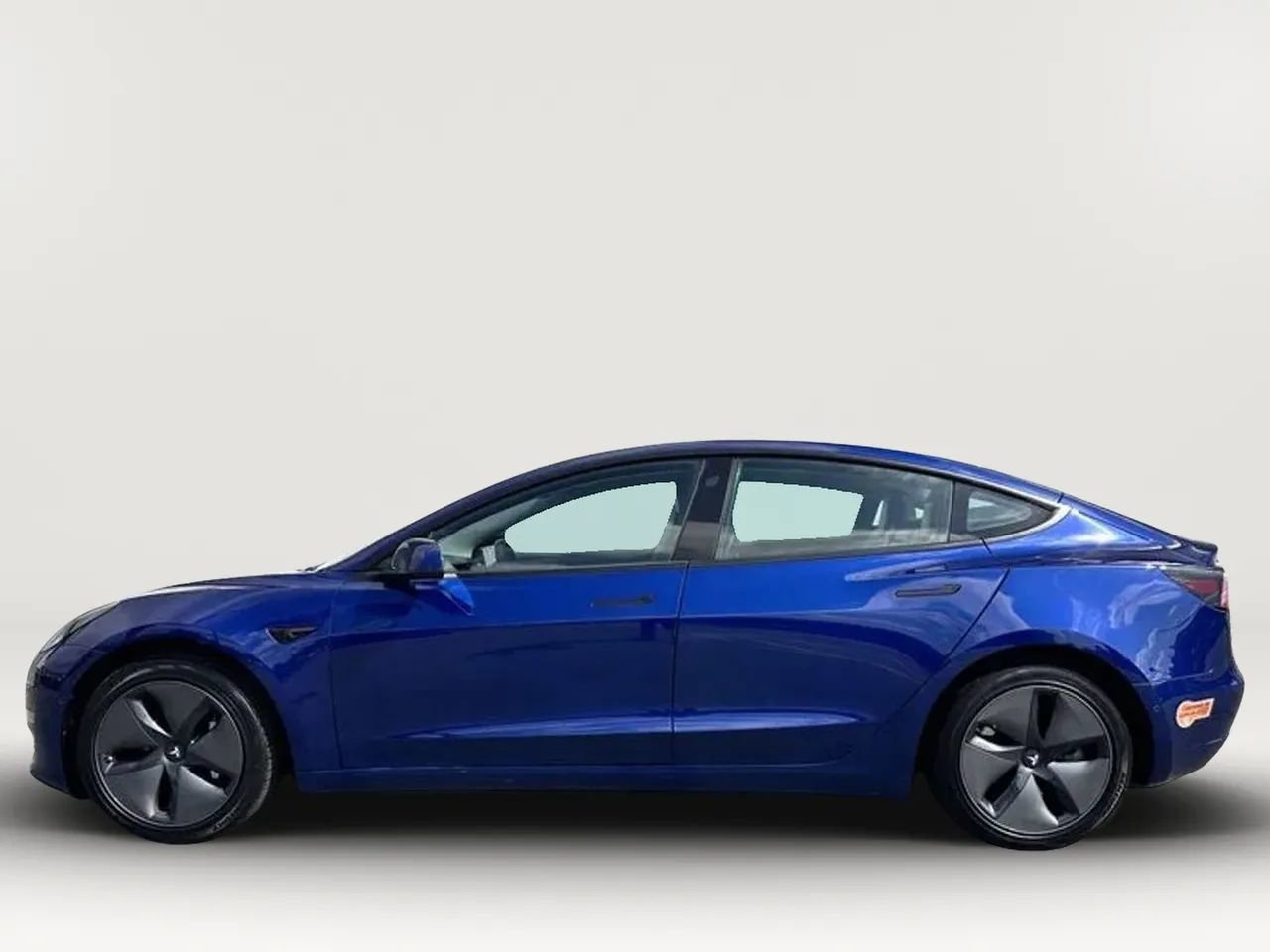 Used 2020 Tesla Model 3 Standard Range RWD image 11